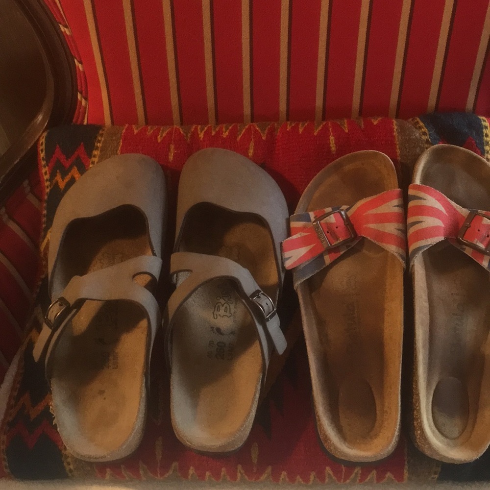 2 pair of Birkenstock’s. $50. Eu 40